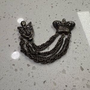Elegant Silver Chain Brooch
